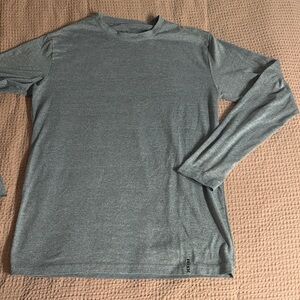 Men's Gray Long Sleeve Shirt